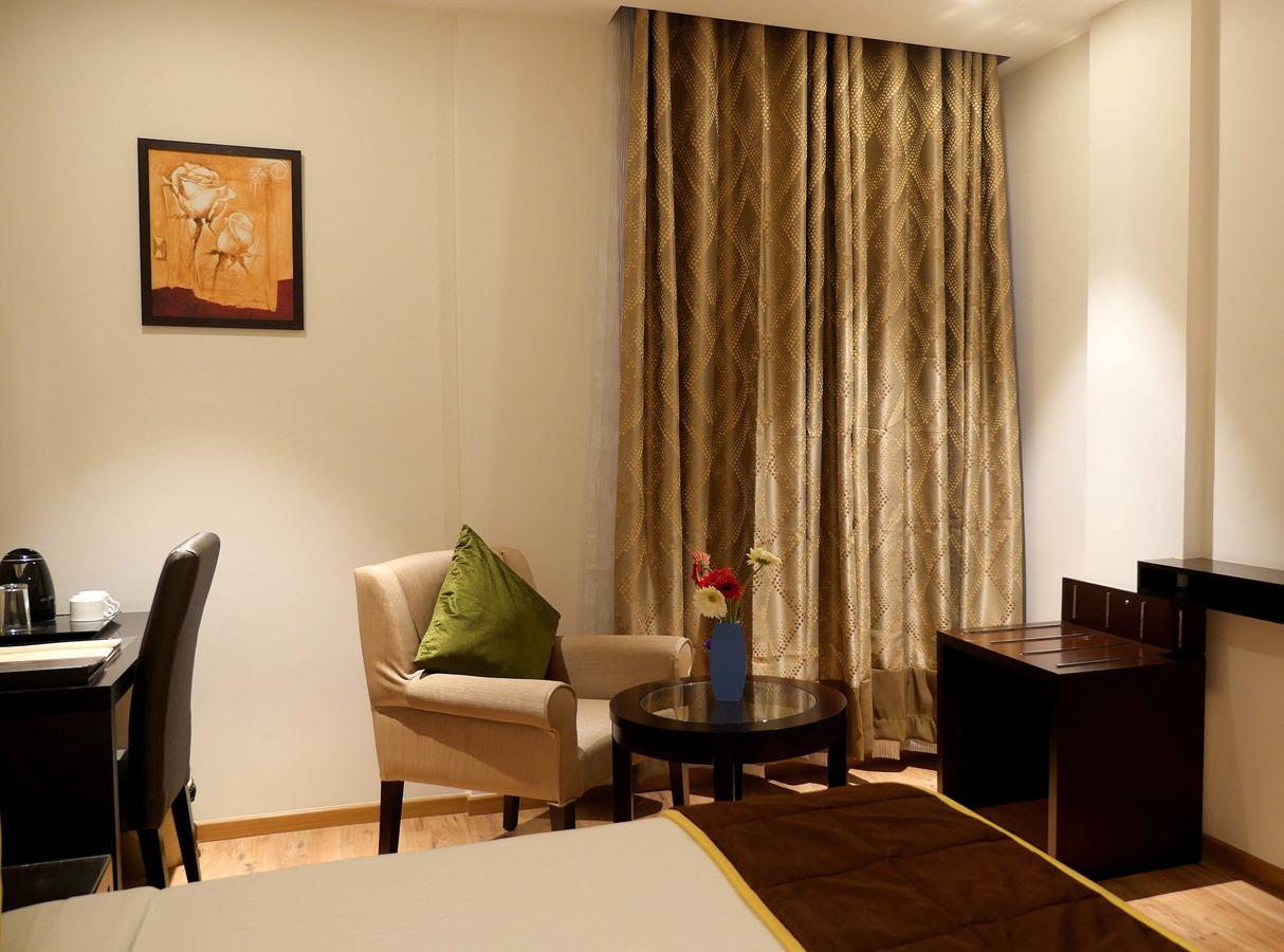 Asr Parklane Hotel Hosur Luaran gambar
